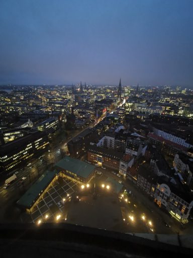 Hamburg bei Nacht